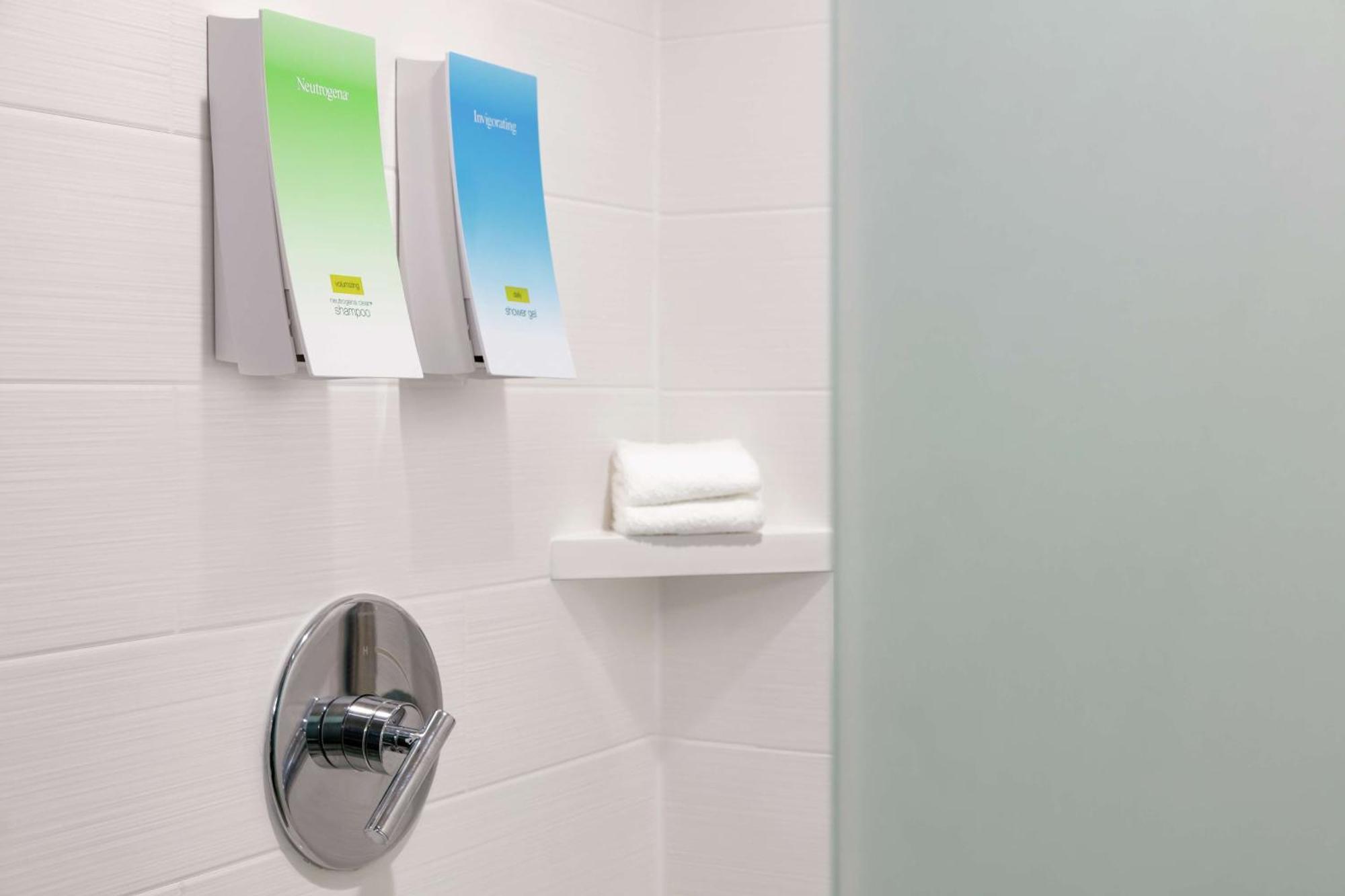 Home2 Suites By Hilton Norfolk Airport Exteriör bild
